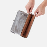 Lauren Clutch-Wallet in Buffed Leather - Olive Oil