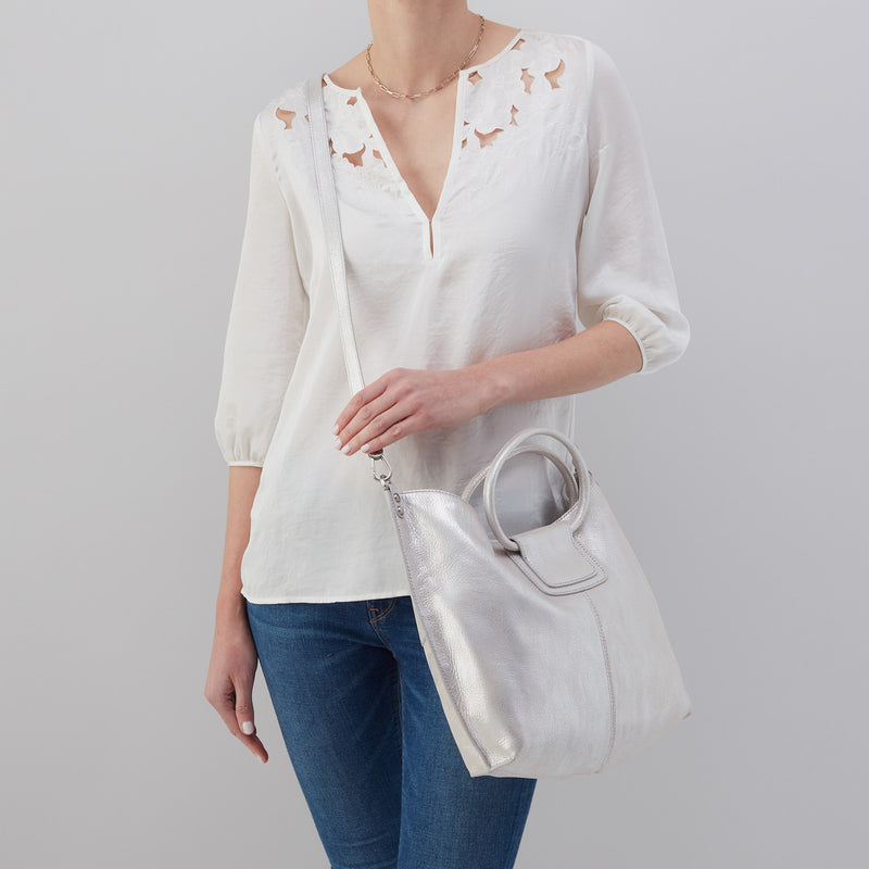Sheila Tote in Metallic Leather - Silver
