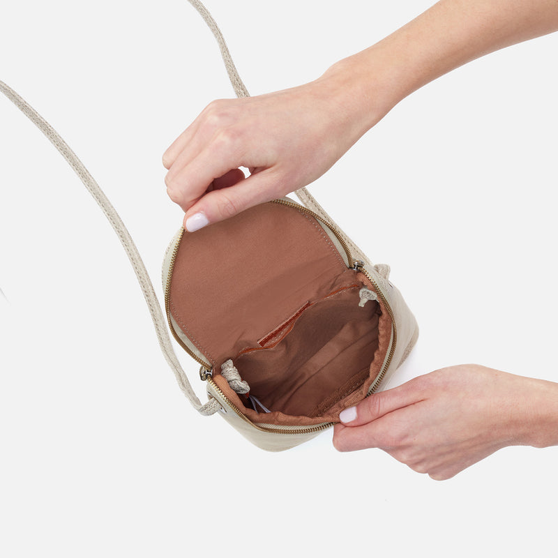 Fern Crossbody in Metallic Leather - Gold