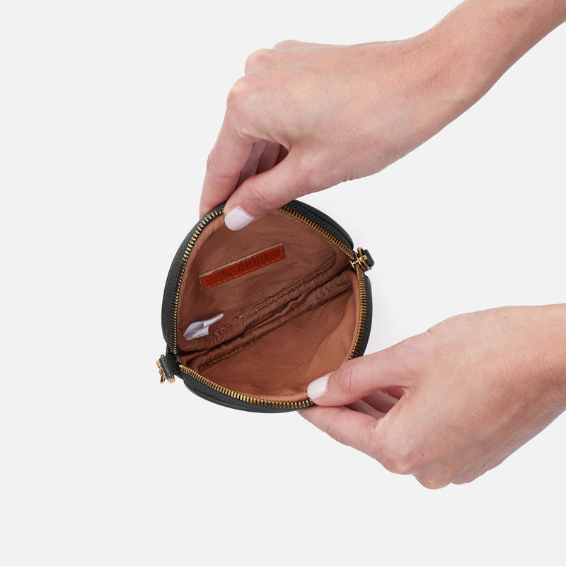 Revolve Clip Pouch in Pebbled Leather - Black