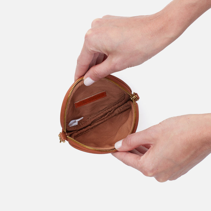 Revolve Clip Pouch in Pebbled Leather - Cashew