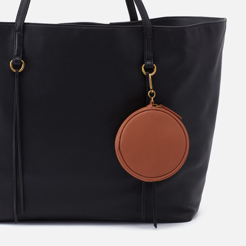 Revolve Clip Pouch in Pebbled Leather - Cashew