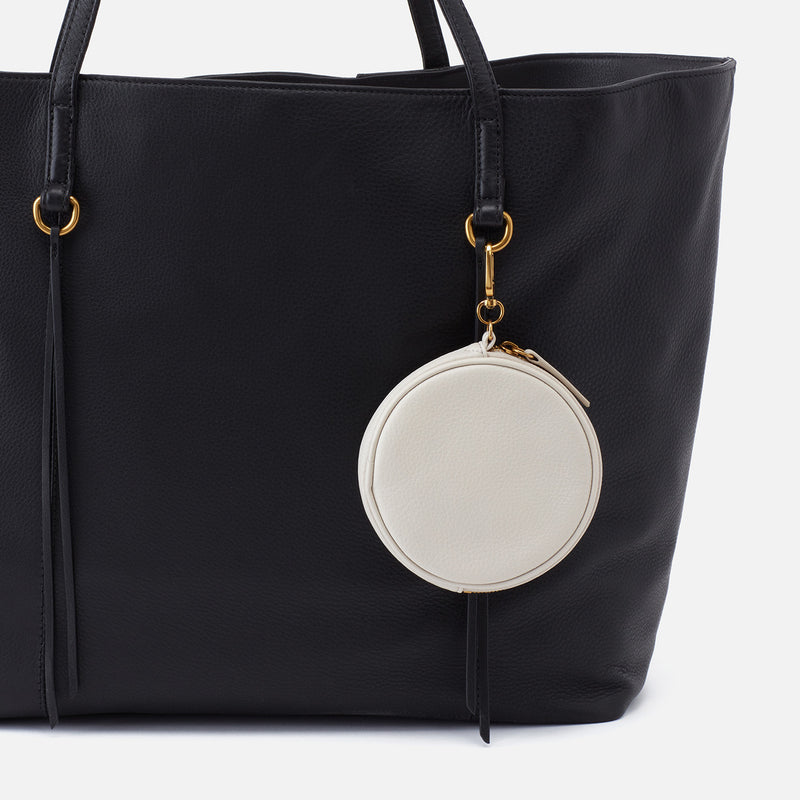 Revolve Clip Pouch in Pebbled Leather - Powder White