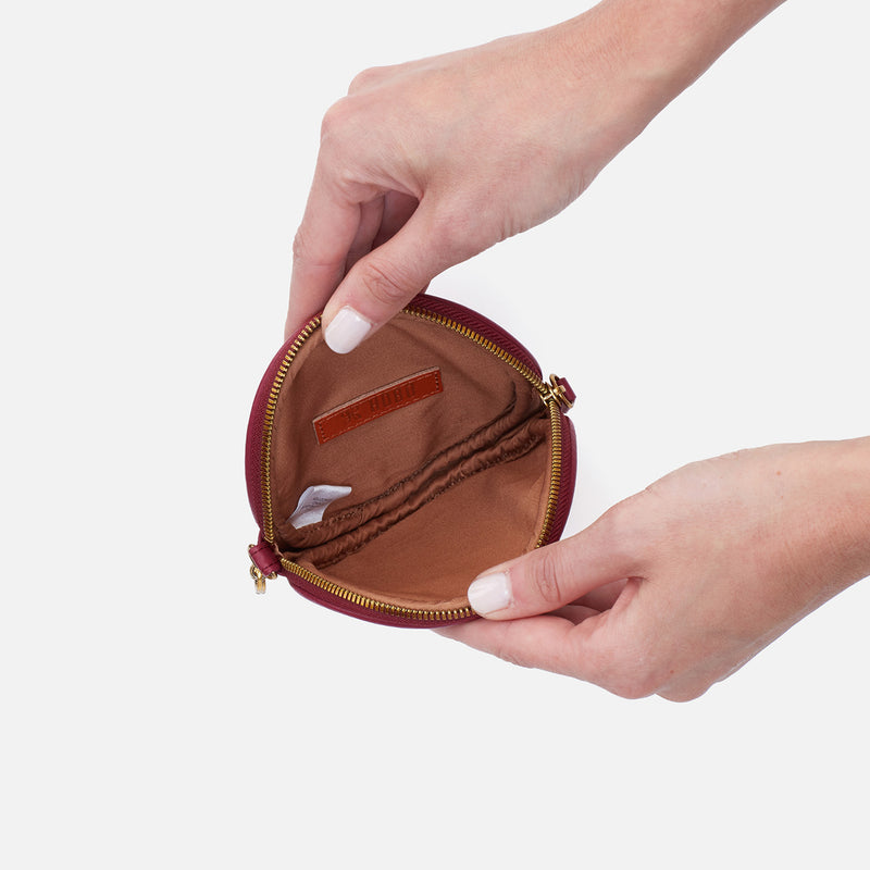 Revolve Clip Pouch in Pebbled Leather - Sangria