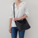 Pier Shoulder Bag in Pebbled Leather - Black