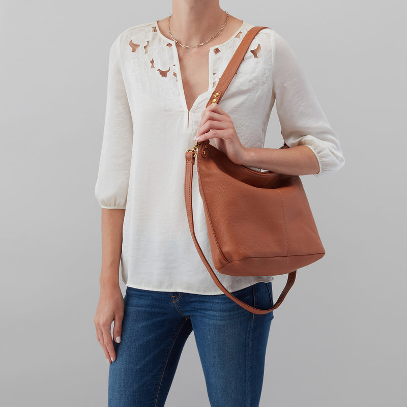 Pier Shoulder Bag in Pebbled Leather - Cashew