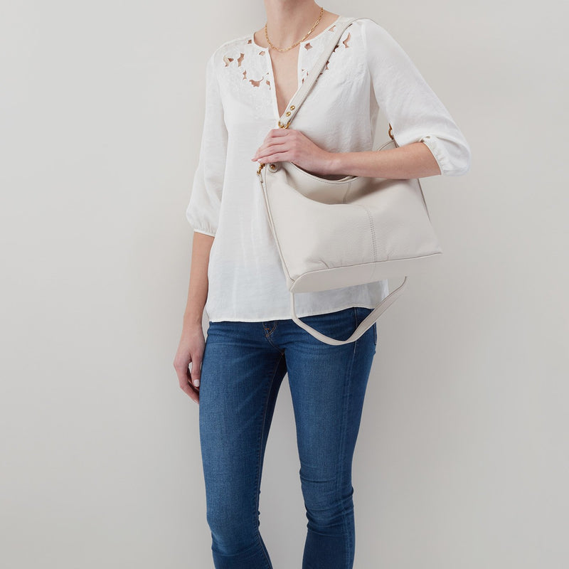 Pier Shoulder Bag in Pebbled Leather - Powder White