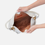 Pier Shoulder Bag in Pebbled Leather - Powder White