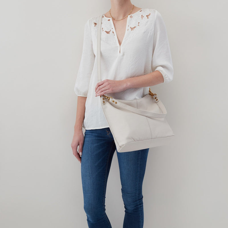 Pier Shoulder Bag in Pebbled Leather - Powder White