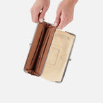 Lauren Clutch-Wallet in Polished Leather - Butter