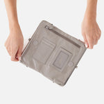 Lauren Clutch-Wallet in Polished Leather - Driftwood