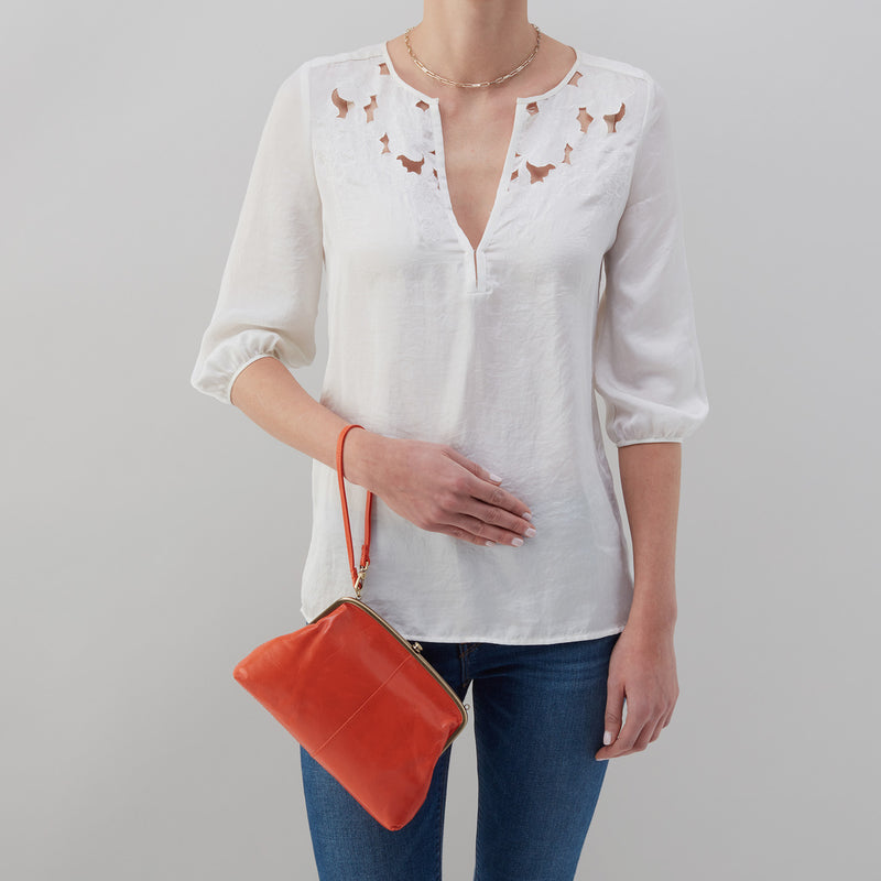 Lana Crossbody in Polished Leather - Zinnia