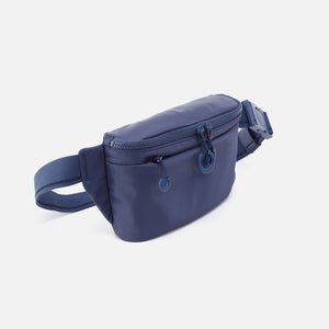 BE HOLD Belt Bag in CaRefiber recycled nylon - Ocean