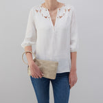 Sable Wristlet in Metallic Leather - Gold