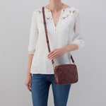 Renny Crossbody in Soft Leather - Berry