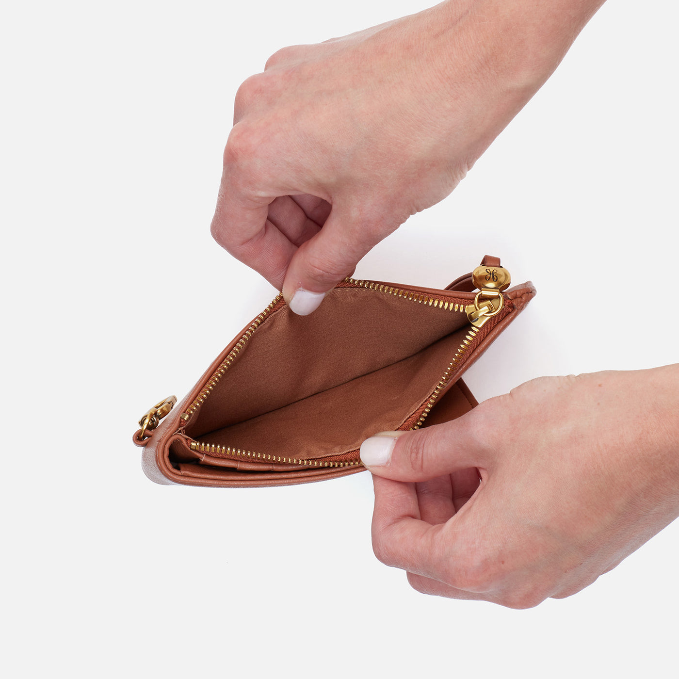 Stride Clip Wallet In Pebbled Leather