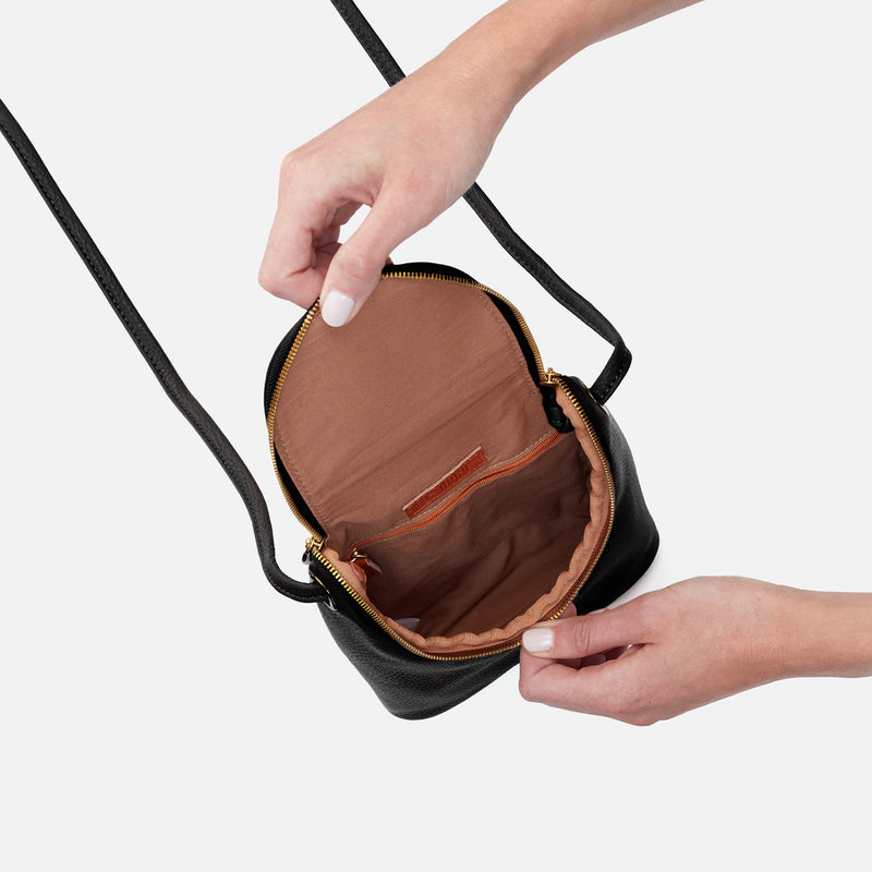 Fern Crossbody in Pebbled Leather - Black