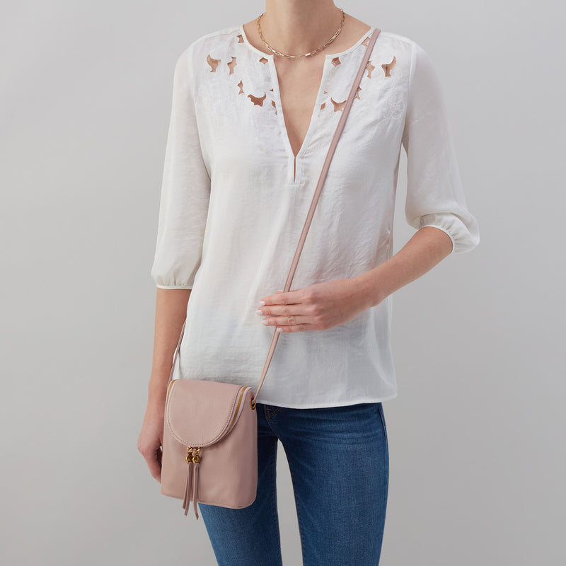 Fern Crossbody in Pebbled Leather - Lotus
