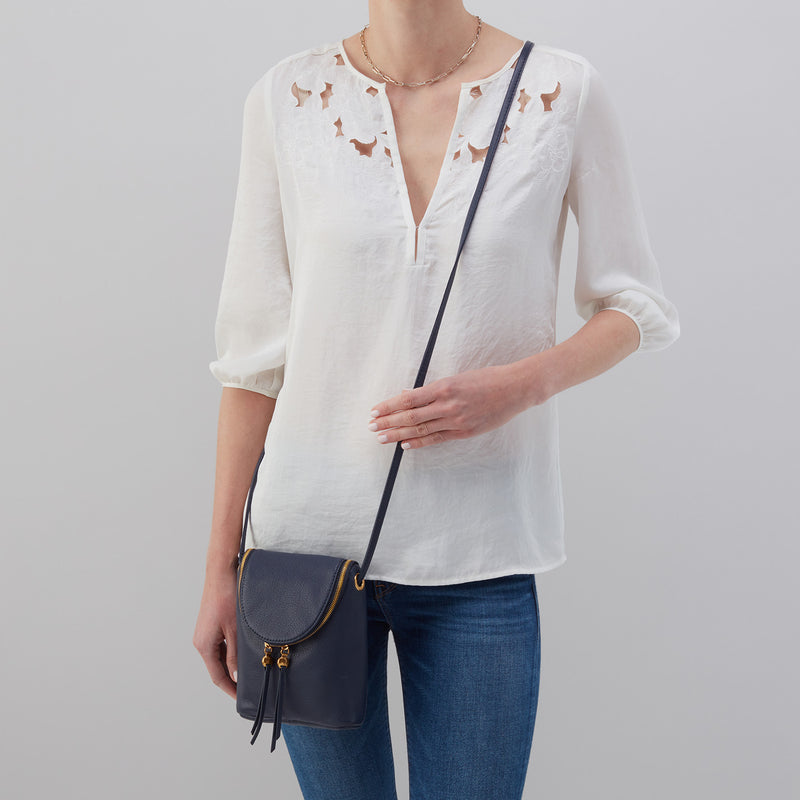 Fern Crossbody in Pebbled Leather - Sapphire