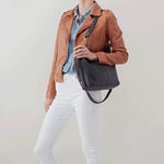 Pier Shoulder Bag in Pebbled Leather - Black