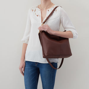 Pier Shoulder Bag in Pebbled Leather - Mahogany