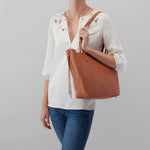 Kingston Small Tote in Pebbled Leather - Cashew