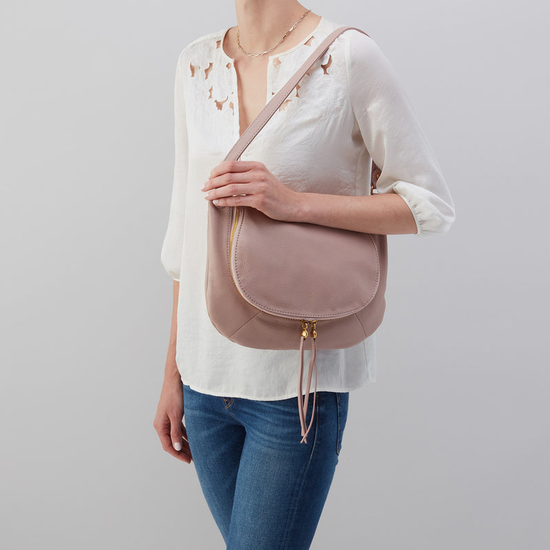 Fern Medium Shoulder Bag in Pebbled Leather - Lotus