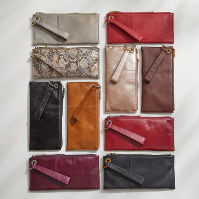 Vida Wristlet In Polished Leather