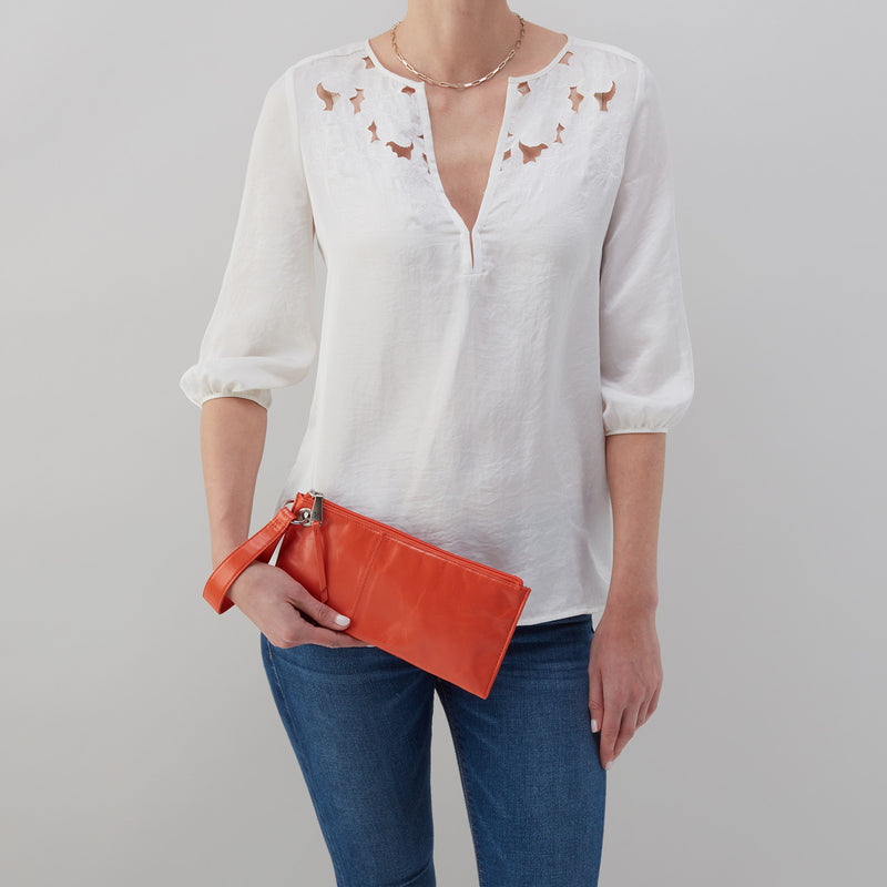 Vida Wristlet in Polished Leather - Zinnia