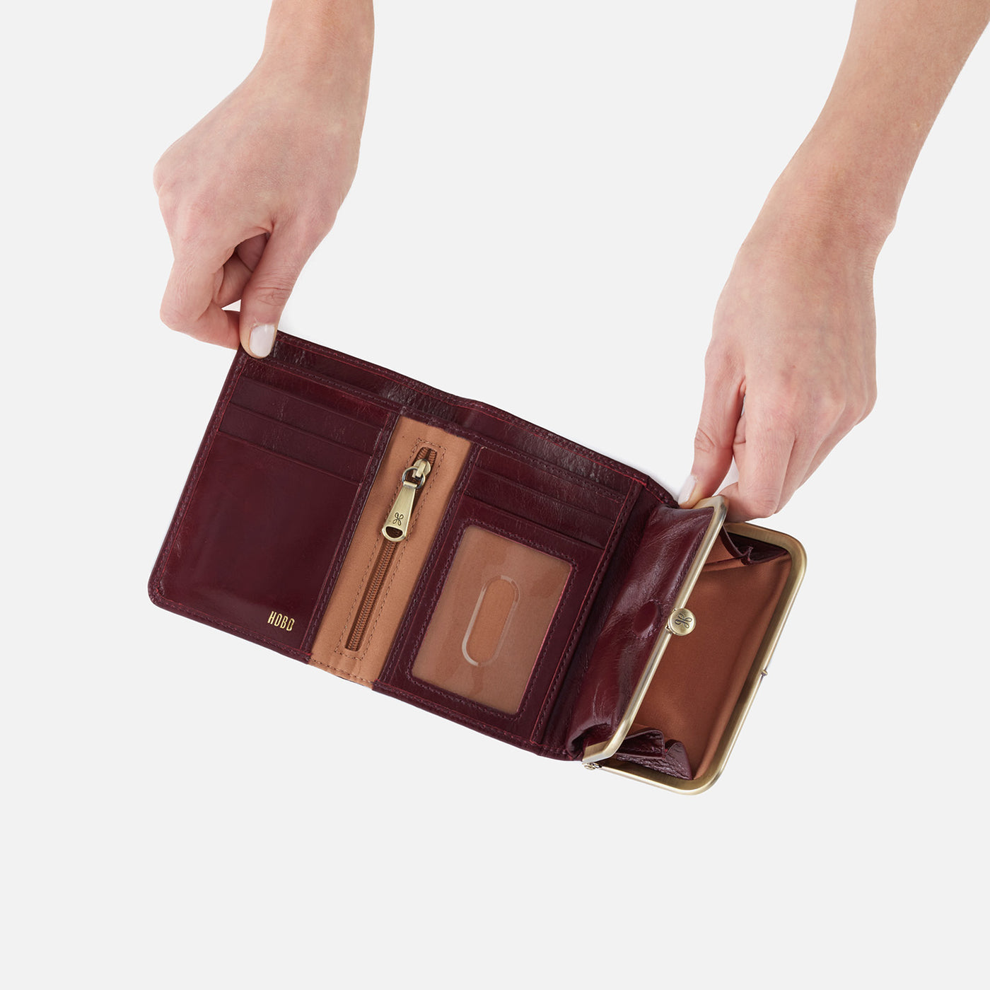 Robin Compact Wallet In Polished Leather