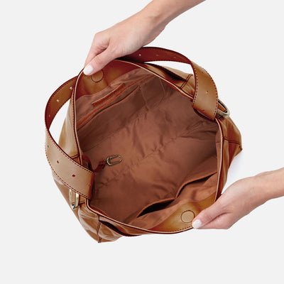 Render Shoulder Bag In Polished Leather