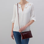 Darcy Crossbody in Polished Leather - Merlot