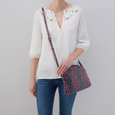 Beckett Crossbody In Printed Leather