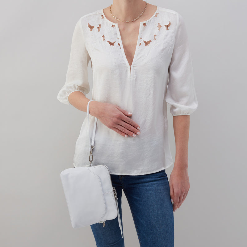Reeva Crossbody in Polished Leather - Optic White